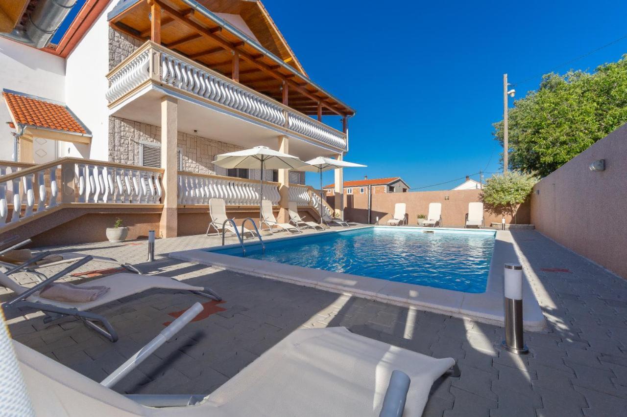 Apartmani Dada Biograd Na Moru Exterior foto
