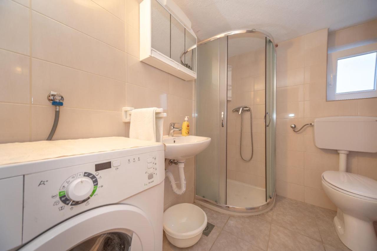 Apartmani Dada Biograd Na Moru Exterior foto