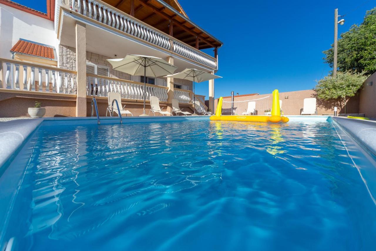Apartmani Dada Biograd Na Moru Exterior foto