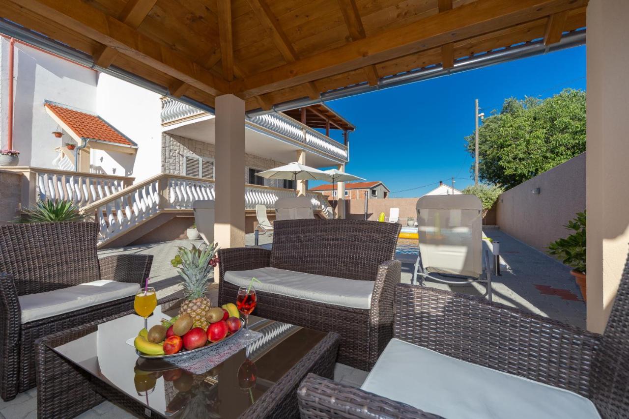 Apartmani Dada Biograd Na Moru Exterior foto