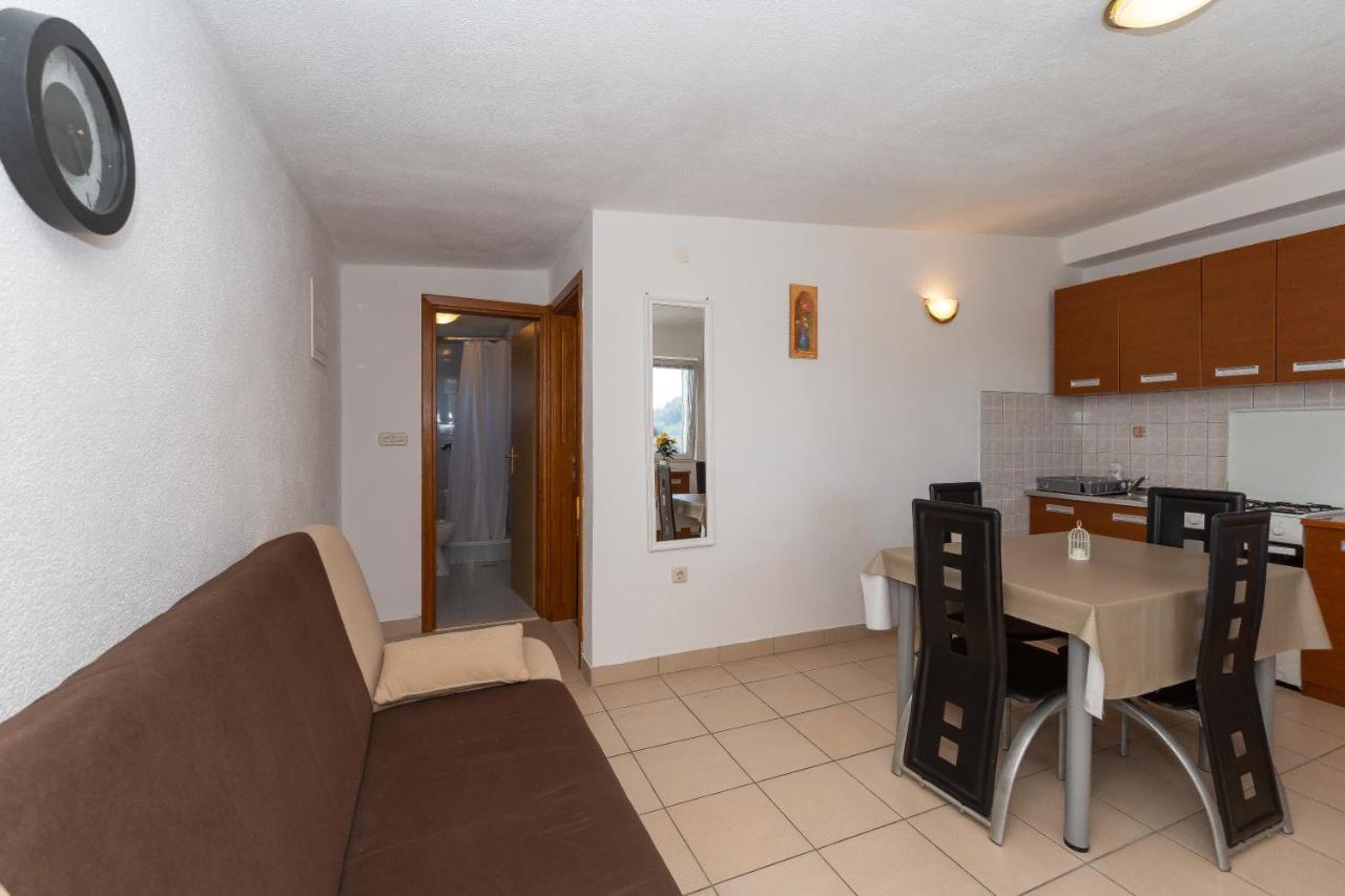 Apartmani Dada Biograd Na Moru Exterior foto