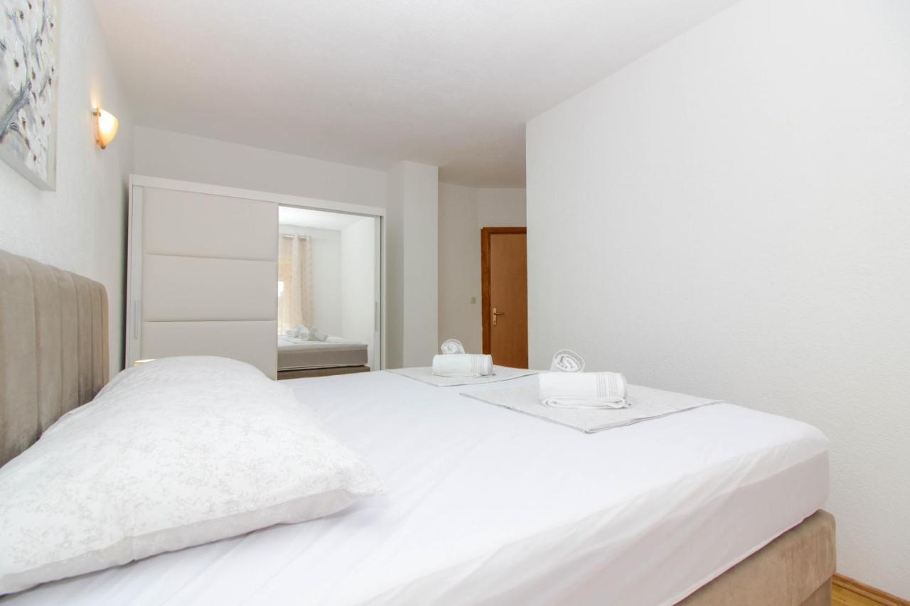 Apartmani Dada Biograd Na Moru Exterior foto